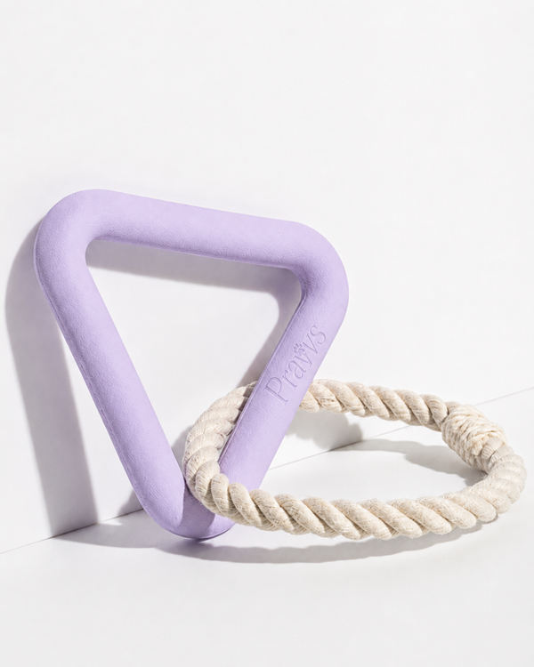 Triángulo Pulling Praws lila con cuerda de algodón, vista de producto